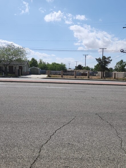 More Photos Of 42719 30th St W, Lancaster Office Residential For Sale