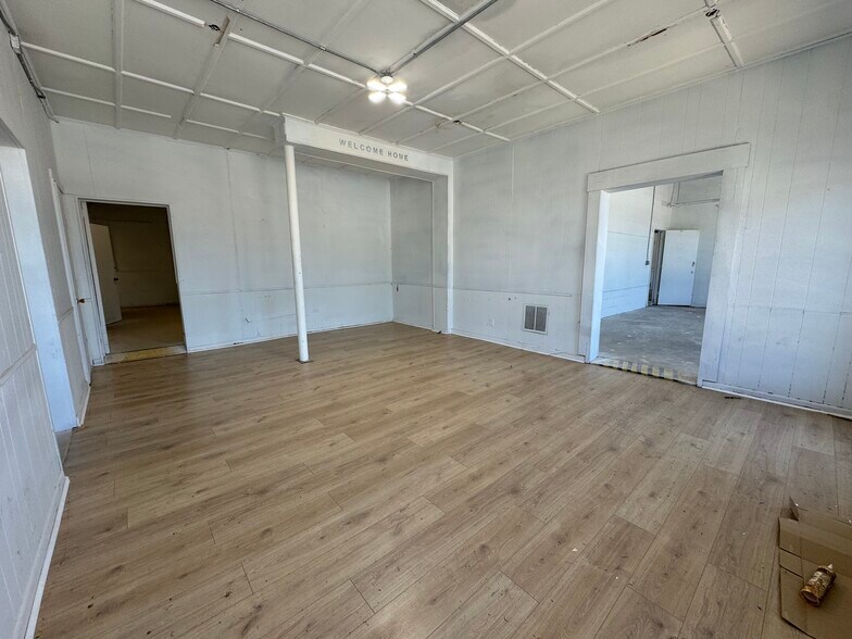 More Photos Of 321 S Jefferson Ave, Eatonton Industrial For Sale