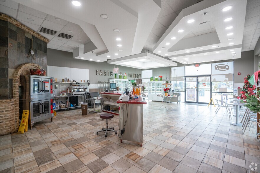 More Photos Of 701 E Nolana Loop, Pharr Storefront For Sale