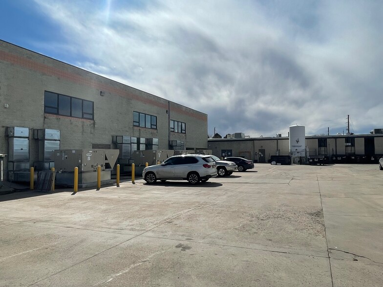 More Photos Of 1955-1957 S Quince St, Denver Warehouse For Sale