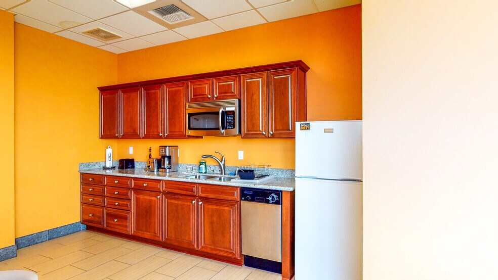 More Photos Of 10765 Double R Blvd, Reno Office For Lease