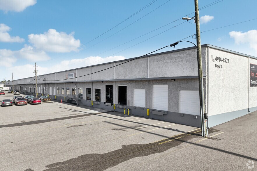 More Photos Of 4502-4740 Transport Dr, Tampa Unknown For Lease