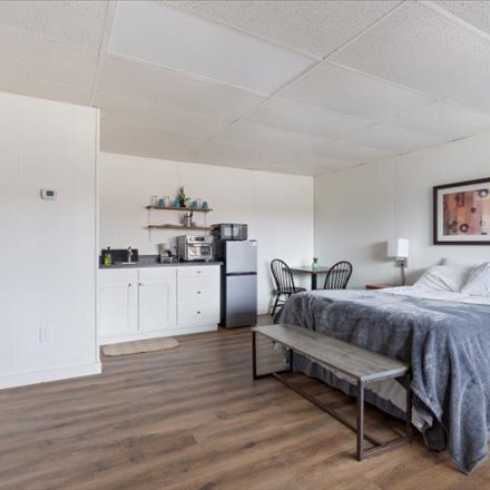 More Photos Of 23688 Forest Rd, Deerwood Hotel For Sale