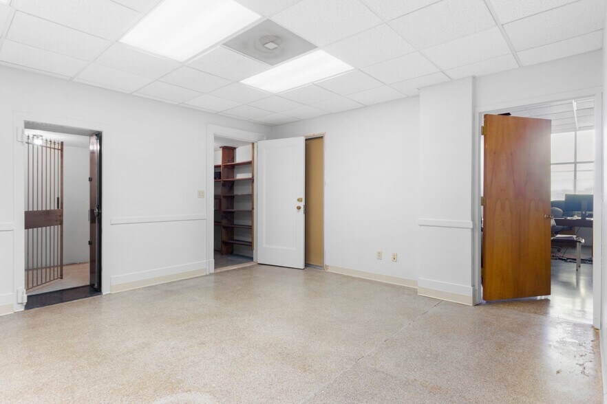 More Photos Of 126 State St, Albany Loft Creative Space For Sale