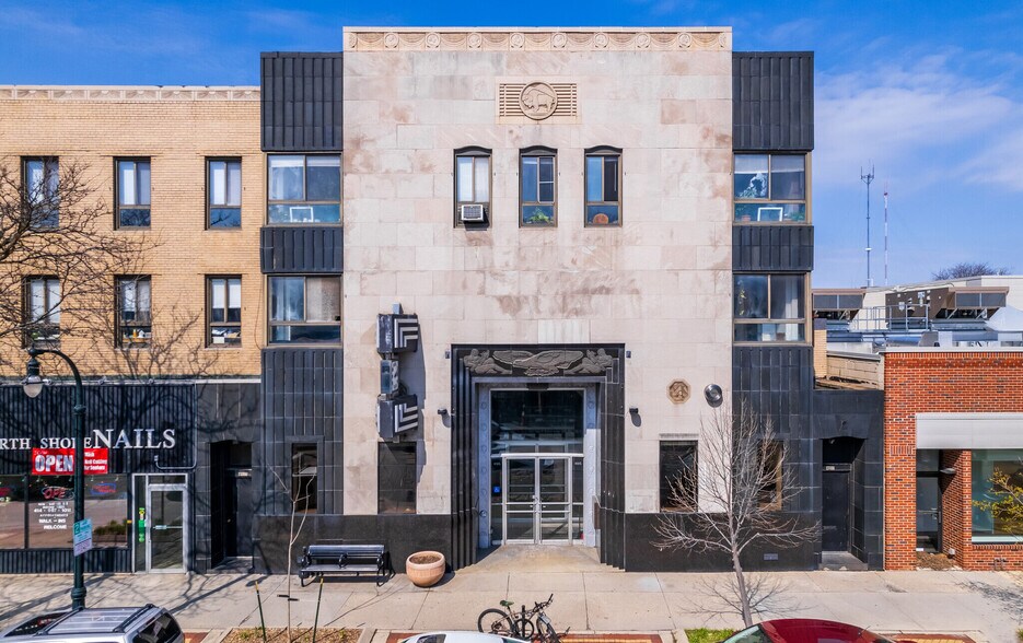 More Photos Of 4001-4015 N Oakland Ave, Milwaukee Apartments For Lease