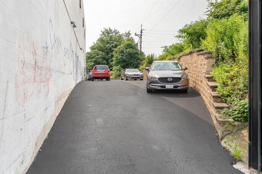 More Photos Of 2529 49th St, Astoria Manufacturing For Sale