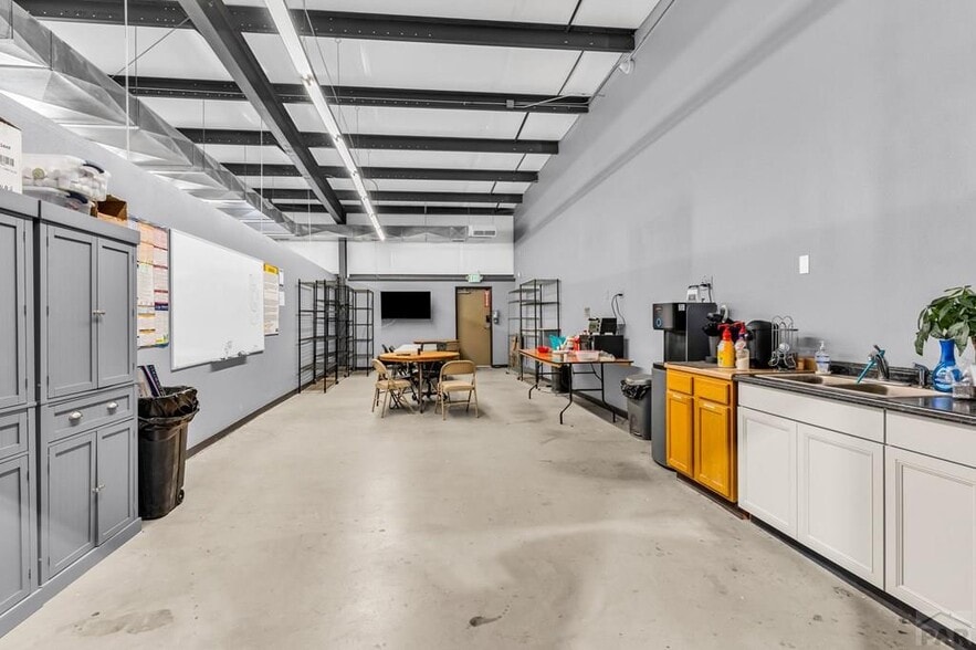 More Photos Of 315 E Enterprise Dr, Pueblo Warehouse For Sale