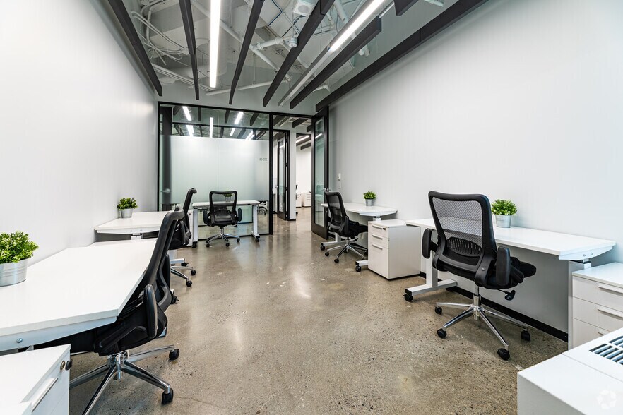 More Photos Of 150 King St W, Toronto Office For Lease