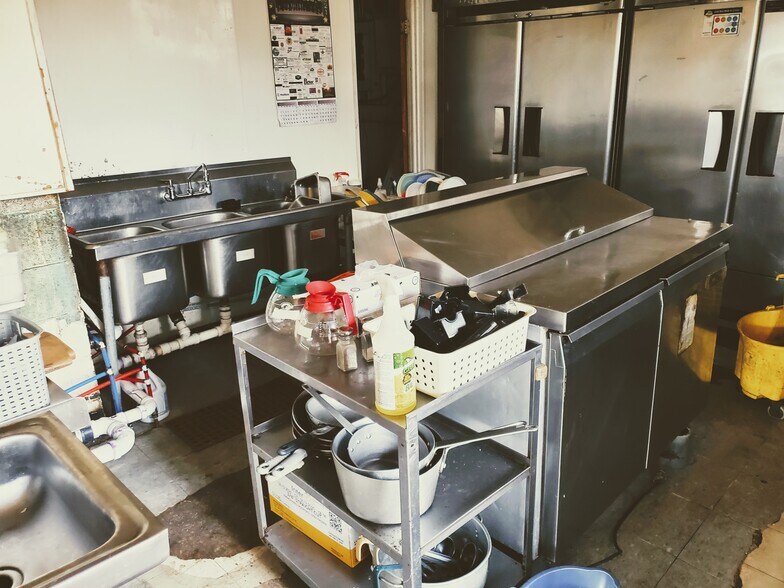 More Photos Of 113 Hopewell St, Hopewell Restaurant For Lease