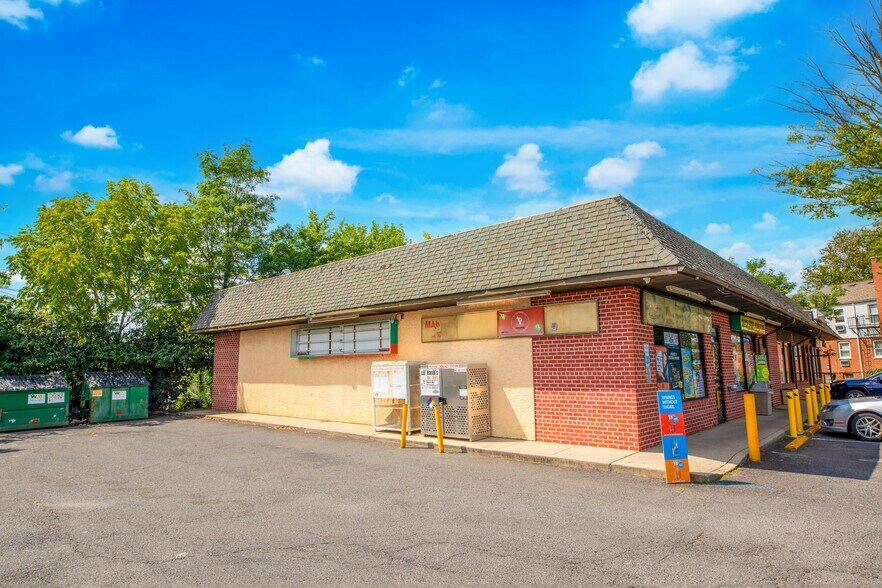 More Photos Of 303 US Highway 130, Bordentown Freestanding For Lease