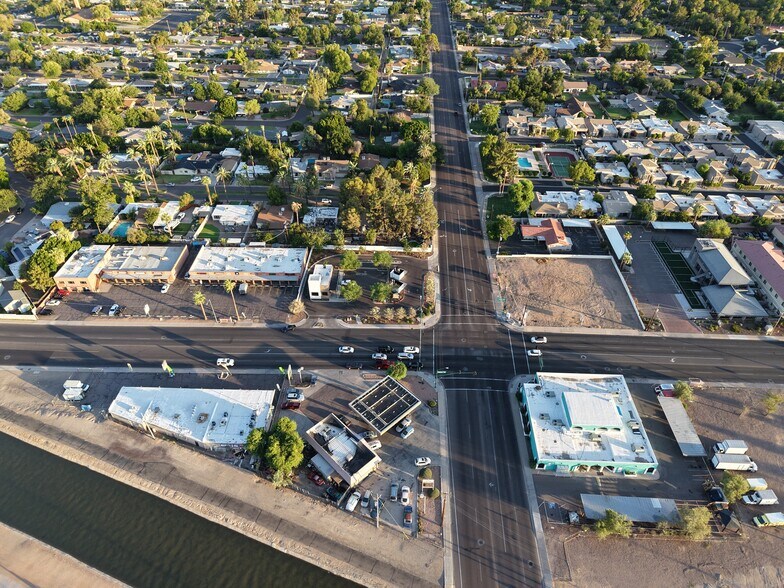 More Photos Of 9001 N 7th Ave, Phoenix Auto Repair For Sale