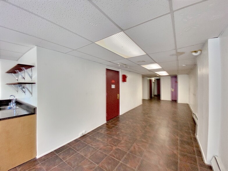 More Photos Of 156 E 109th St, New York Apartments For Lease