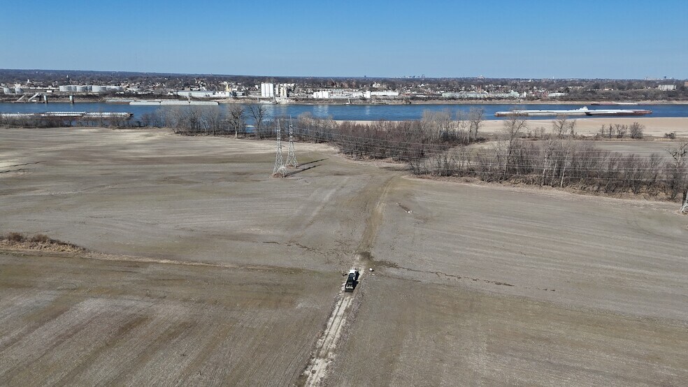 More Photos Of 00 State St, East Carondelet Land For Sale