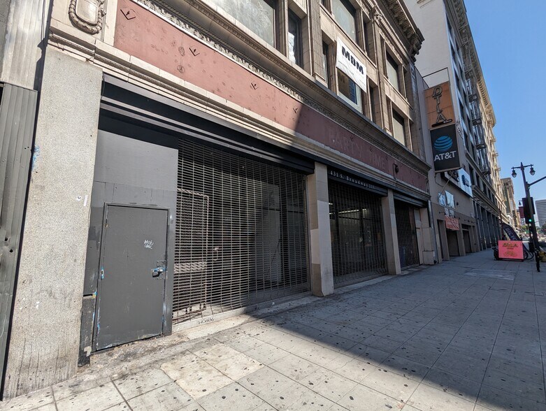 More Photos Of 431 S Broadway, Los Angeles Office For Lease