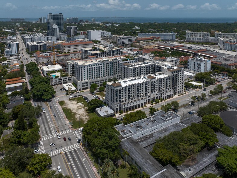 More Photos Of 301 Altara Ave, Coral Gables Apartments For Sale