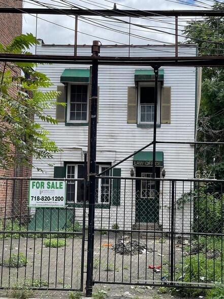 More Photos Of 4634 White Plains Rd, Bronx Office For Sale