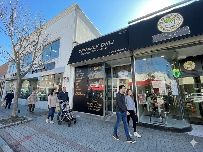 Primary Photo Of 22-24 Washington St, Tenafly Storefront Retail Office For Lease