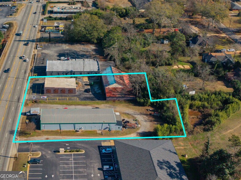 More Photos Of 1300 W Taylor St, Griffin General Retail For Sale