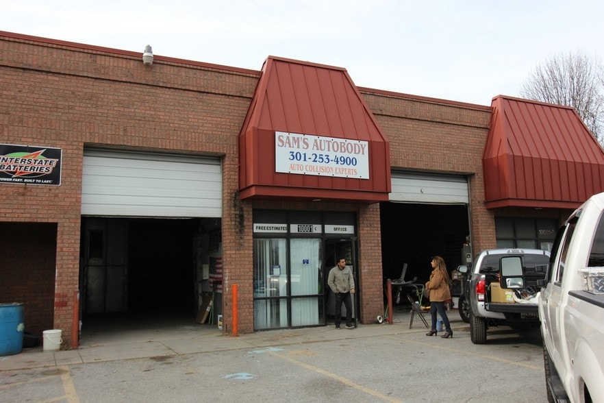 More Photos Of 10001 Lewis Dr, Damascus Warehouse For Sale