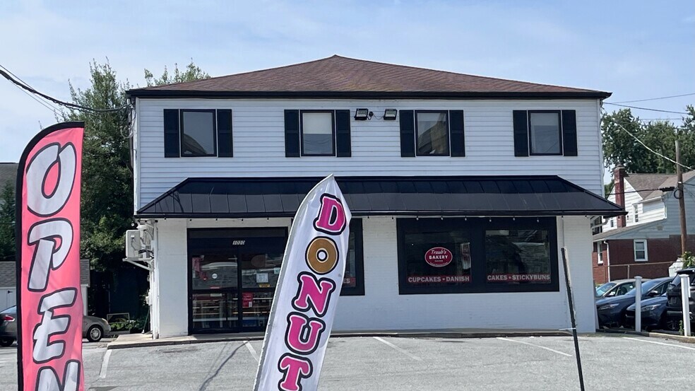 More Photos Of 1020 Lincoln Ave, Prospect Park Storefront Retail Residential For Sale