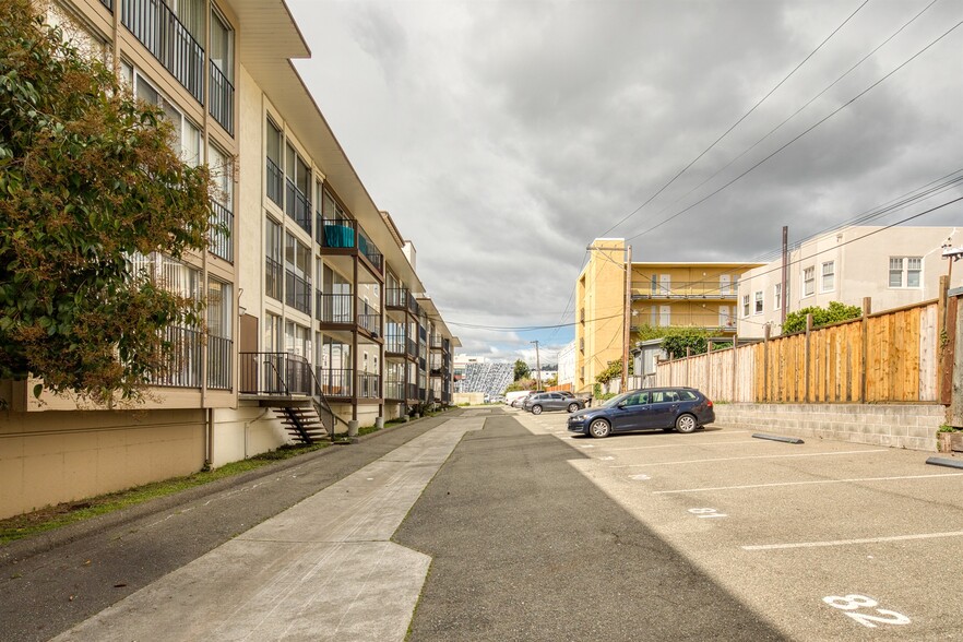 More Photos Of 1709 Shattuck Ave, Berkeley Apartments For Sale