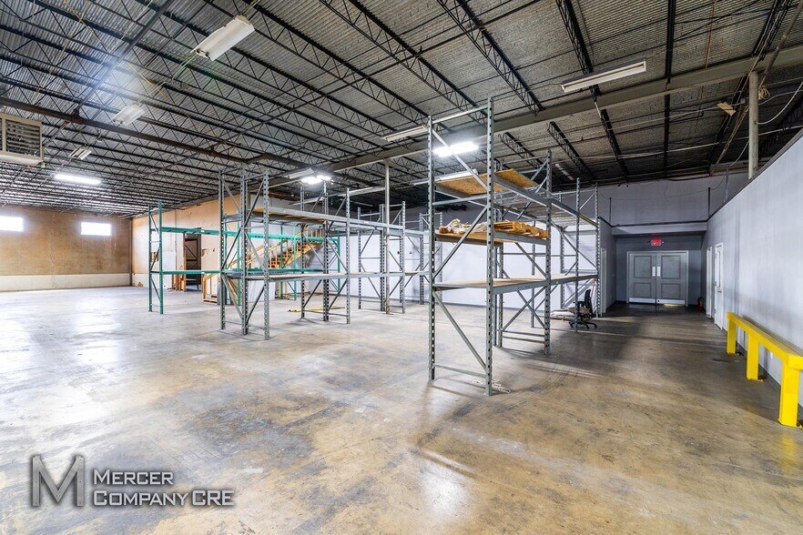 More Photos Of 3300 N Santa Fe Ave, Oklahoma City Warehouse For Sale