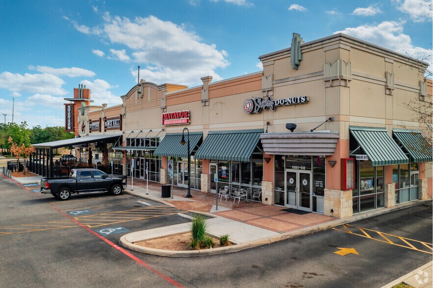 More Photos Of , Helotes General Retail For Sale