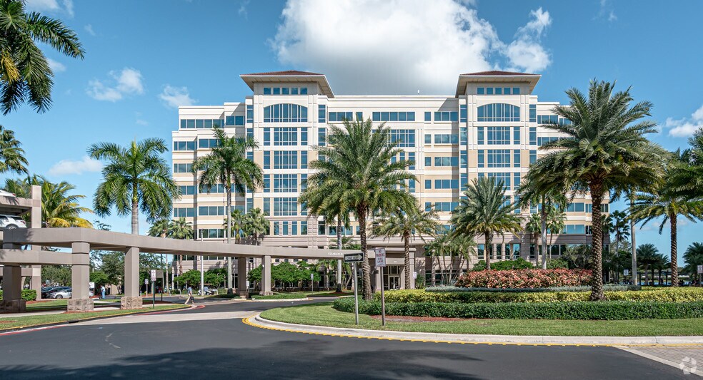 900 S Pine Island Rd, Plantation, FL 33324 Office For Lease