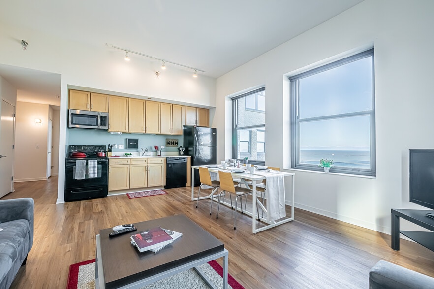 More Photos Of 59 E Van Buren St, Chicago Apartments For Lease