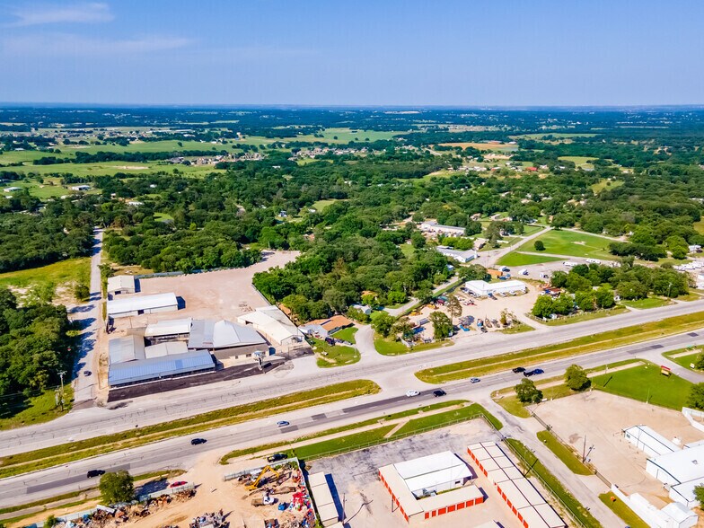 More Photos Of 3001 E Highway 199, Springtown Flex For Lease