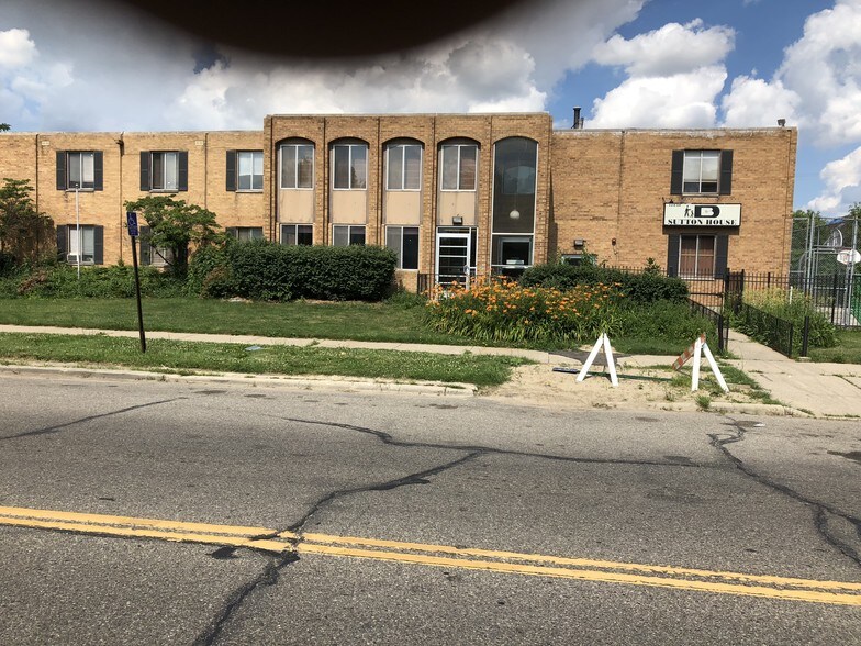 More Photos Of 12040 Broadstreet Ave, Detroit Assisted Living For Sale