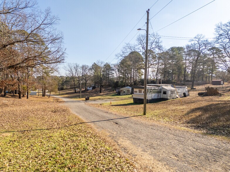 More Photos Of 106 Chance Cir, Mount Ida Multifamily For Sale