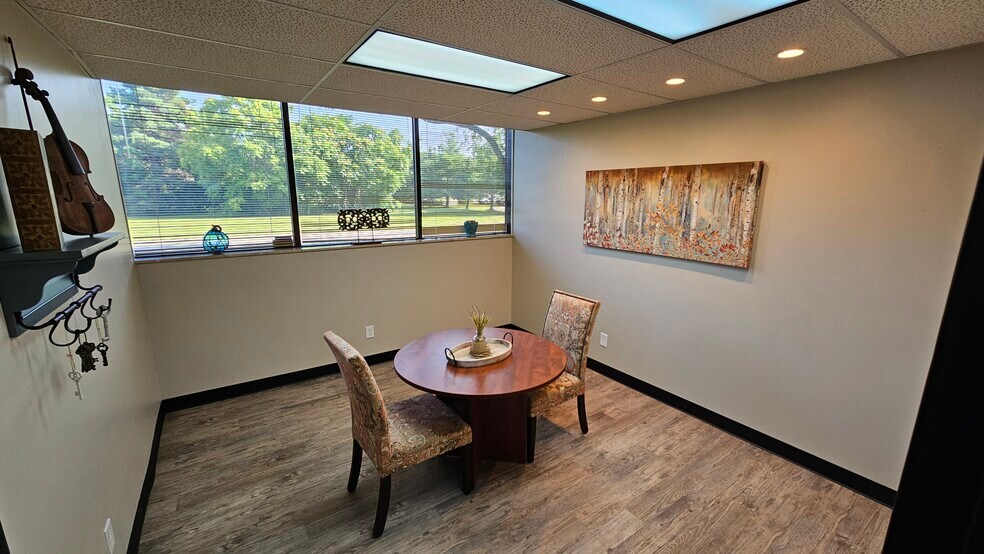 More Photos Of 6258 W Pierson Rd, Flushing Medical For Lease