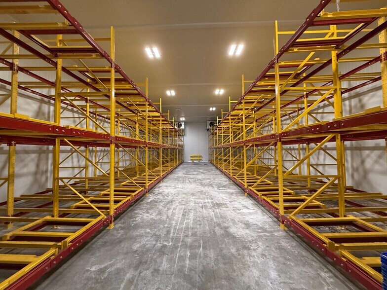 More Photos Of 2501 E President St, Savannah Refrigeration Cold Storage For Lease