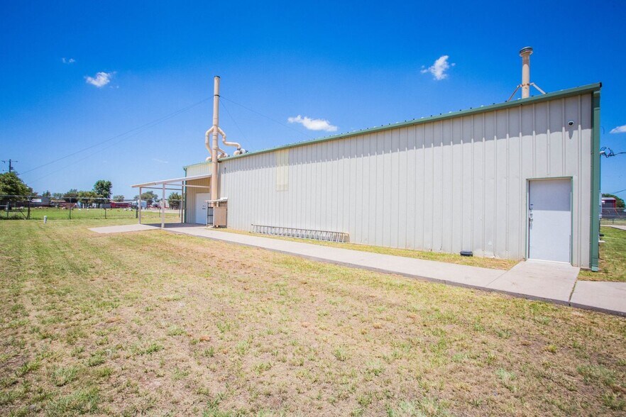 More Photos Of , Lubbock Industrial For Sale