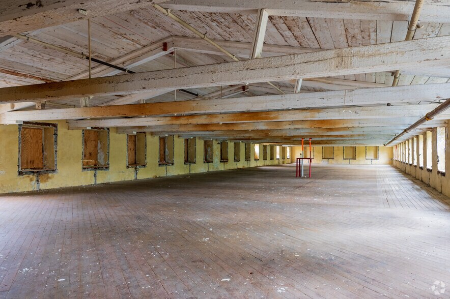 More Photos Of , Dudley Unknown For Sale