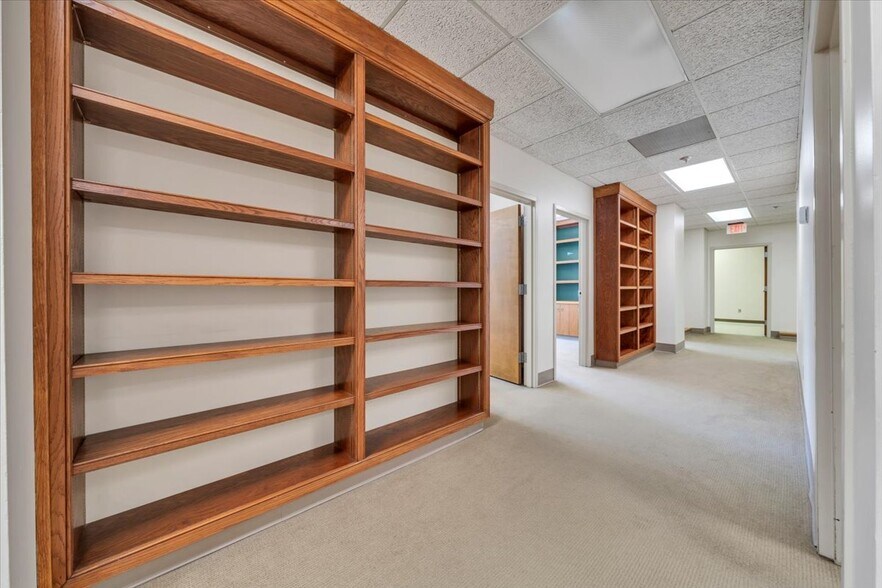 More Photos Of 202-204 S Jefferson St SE, Roanoke Office For Sale