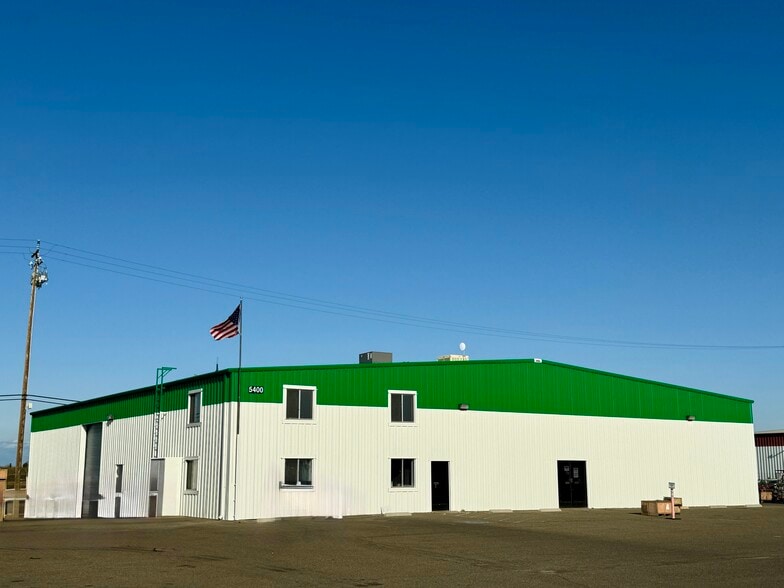 Primary Photo Of 5400 S Villa Ave, Fresno Warehouse For Lease