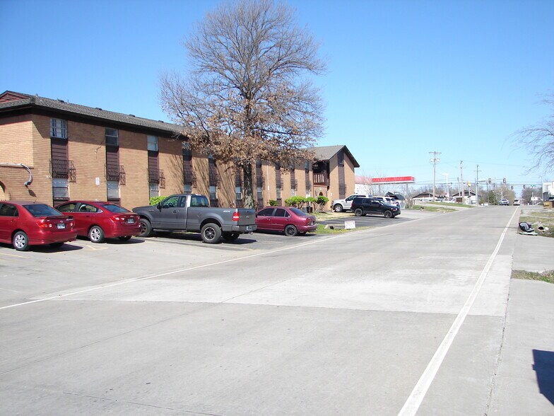 More Photos Of 1140 S 73rd East Ave E, Tulsa Apartments For Sale