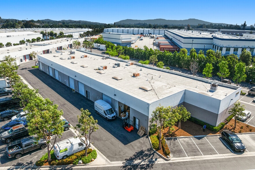 More Photos Of 2003 Raymer Ave, Fullerton Distribution For Sale