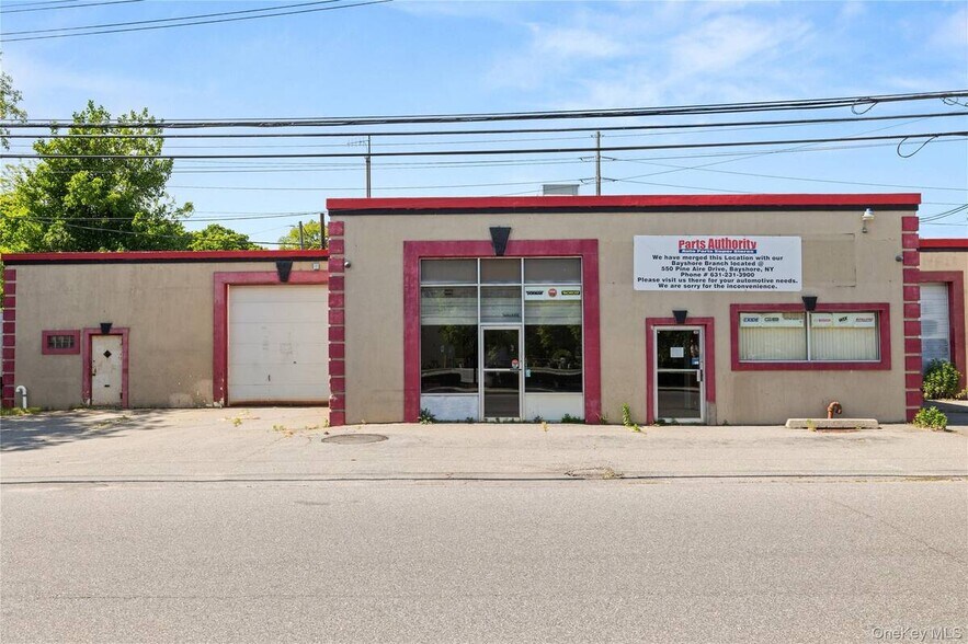More Photos Of 1113-1125 Prospect Ave, West Islip Warehouse For Sale