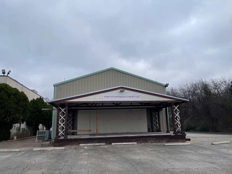 Primary Photo Of 1240 Holbrook Rd, San Antonio Religious Facility For Sale