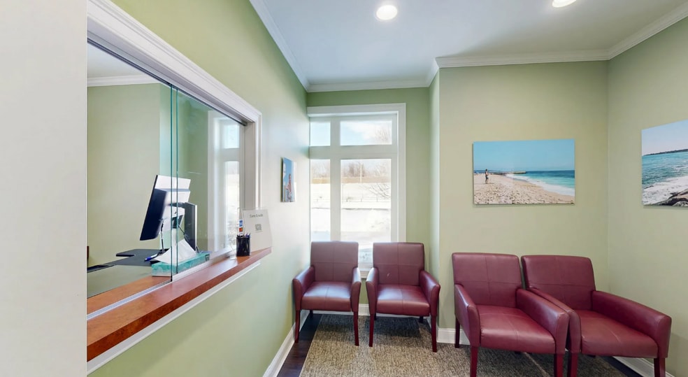 More Photos Of 447 Naubuc Ave, Glastonbury Office For Sale