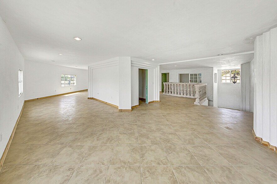 More Photos Of 12025 Hadley St, Whittier Unknown For Lease