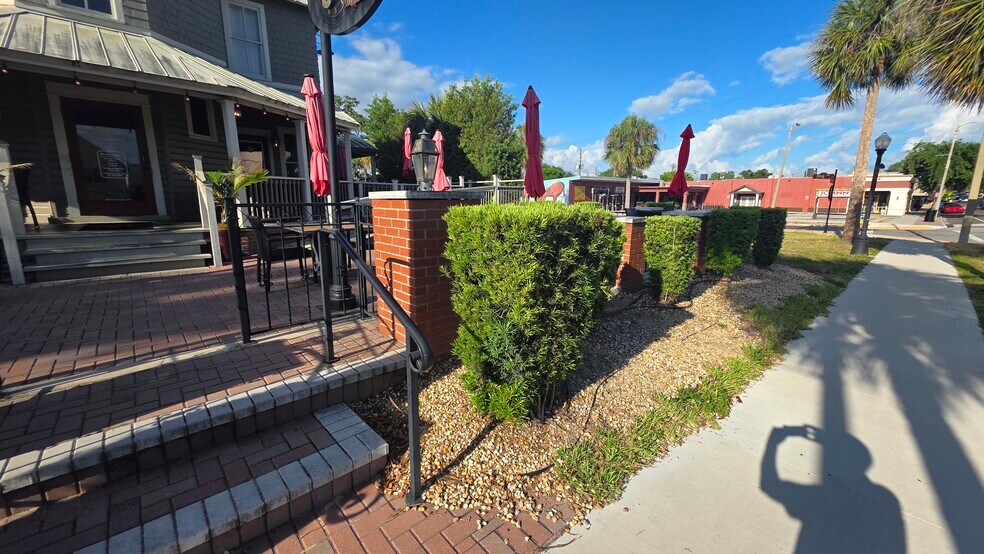More Photos Of 310 E Tarpon Ave, Tarpon Springs Storefront Retail Residential For Sale