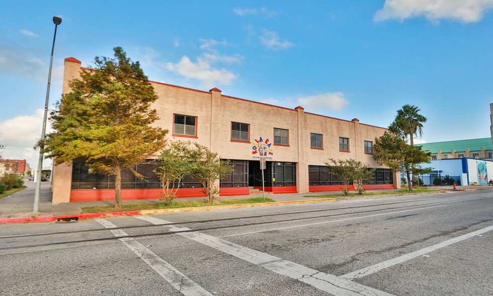 Primary Photo Of 602 25th St, Galveston Daycare Center For Sale