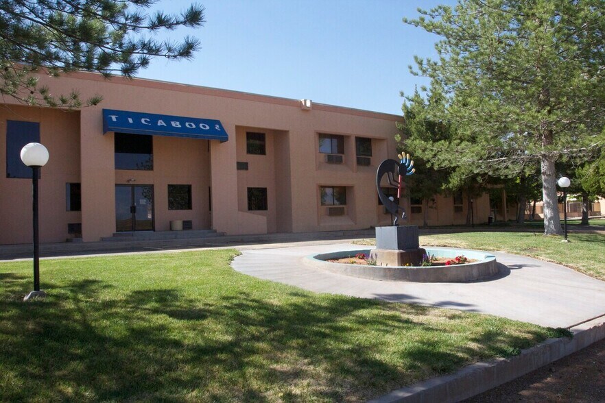 More Photos Of MM 28 Highway 276 Lodge, Lake Powell Hotel For Sale