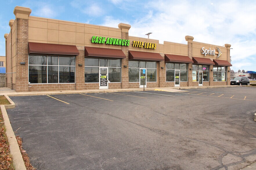 More Photos Of 1708-1720 W Alexis Rd, Toledo Storefront For Sale