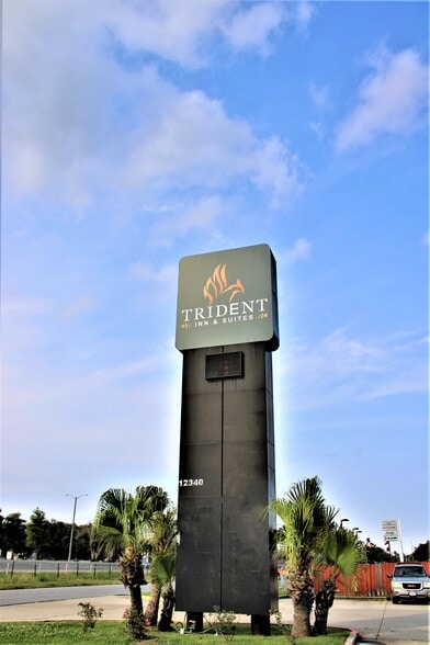 More Photos Of 12340 I-10 Service Rd, New Orleans Hotel For Sale