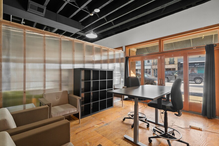 More Photos Of 410 Main St, Racine Office Residential For Sale